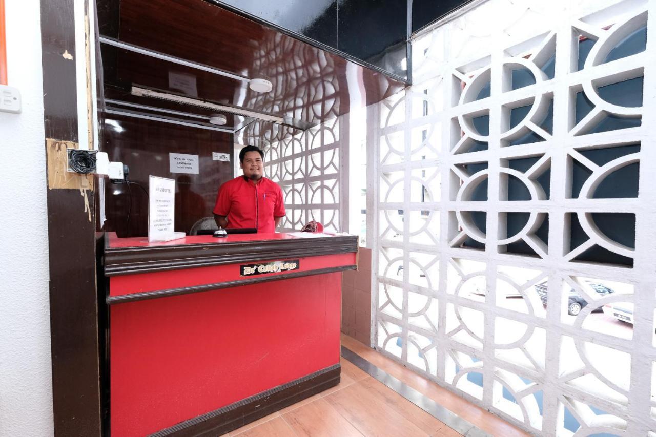 Oyo 715 Mr J Hotel Kota Bharu Extérieur photo